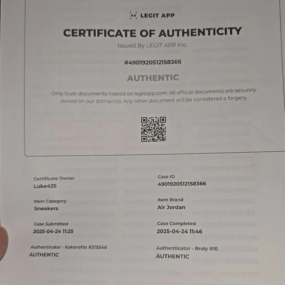 Air Jordan 4 Retro - Picture 7 of 9